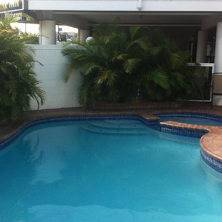 Centrepoint Motor Inn Rockhampton Eksteriør bilde